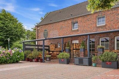 Familienurlaub nahe Greetsiel & Nordsee – 3 Schlafzimmer im historischen Burghaus – फोटो 3