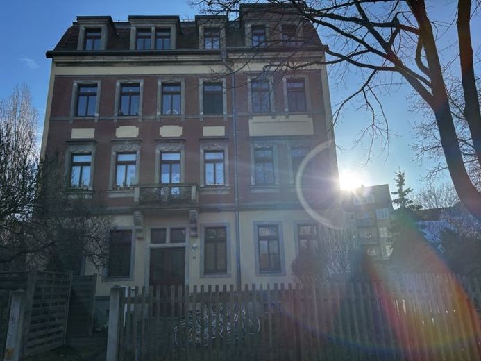 Sicher investieren - charmante Wohnung mit zuverlässigen Mieteinnahmen – Foto 1