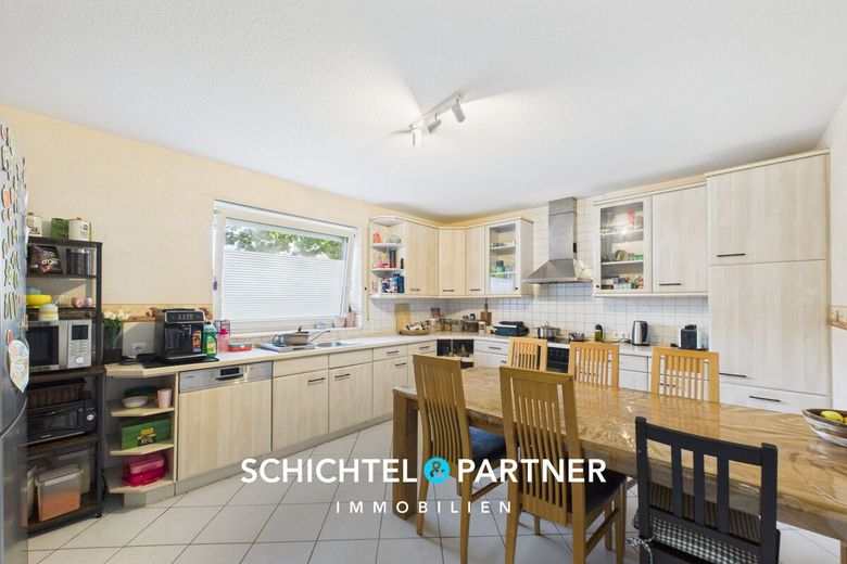 Surheide | Schickes Einfamilienhaus mit Terrasse, Garage und großem Garten – S&amp;P | Küche