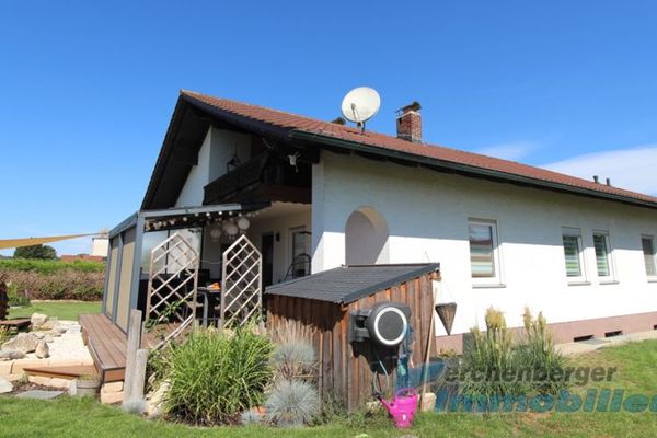 Casa unifamiliare con giardino vicino a Eichendorf