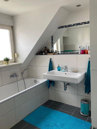 Gemütliche DG-Wohnung in energetisch saniertem 4-Fam-Haus (Musikerviertel) – Foto 2