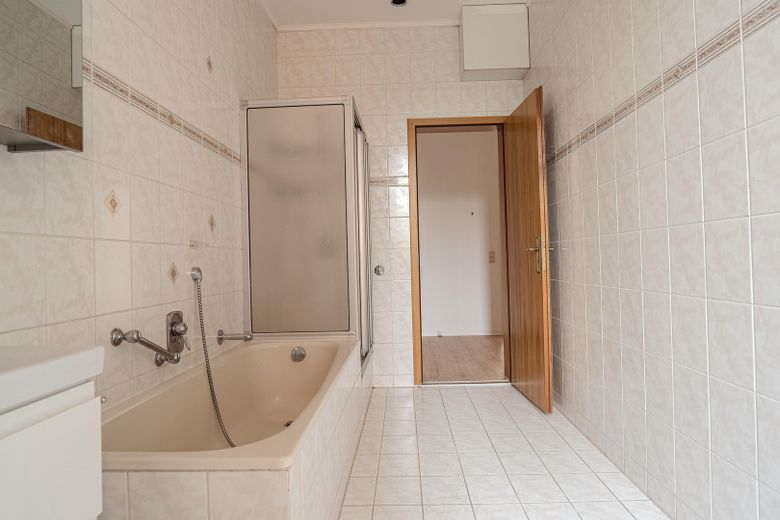 3-room apartment - central location in Hof - available immediately - fitted kitchen - shared use of garden – Photo 6