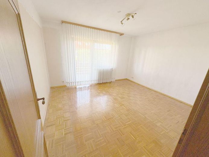 Bellissimo appartamento di 3,5 locali con ampio balcone e cucina componibile a Karlsruhe - Neureut – Foto 4