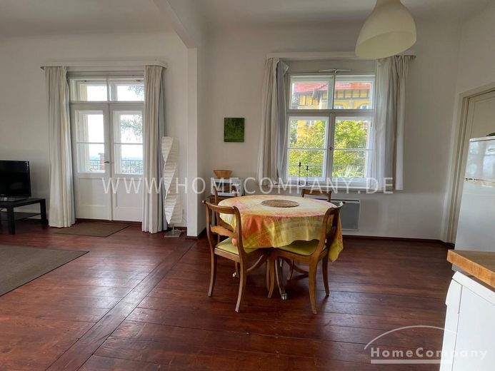 20426K1R HomeCompany Dresden Möbliert/Furnished 1,5 Zimmer Apartment mit Dachterrasse in Dresden-Loschwitz max. 2 Personen – 9e5fe5087f93e6ee804f96caa2d08e5f6a43e287.jpg