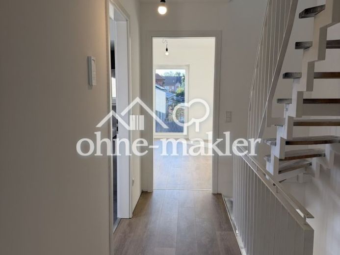La vostra opportunità di avere una casa di proprietà – Casa a schiera efficiente dal punto di vista energetico in una posizione privilegiata (KfW55) – Foto 1