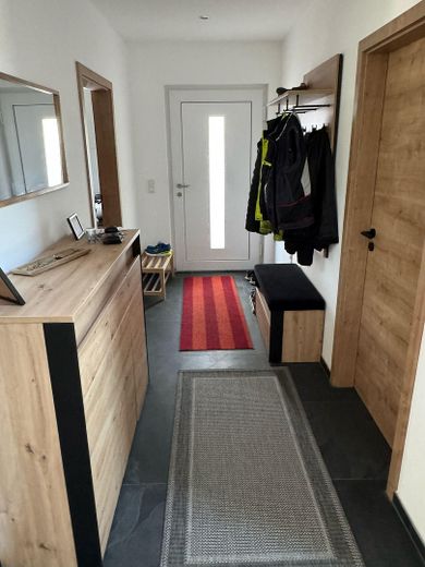 Tolle DHH in einer weitläufigen Lage – Foto 9