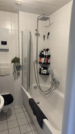 3-кімнатна квартира в Iserlohn-Hennen - простір для вашого повсякдення – Badezimmer