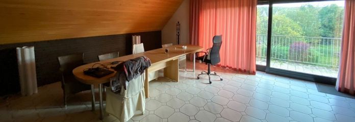 Wohnzimmer - www.immobilien-he