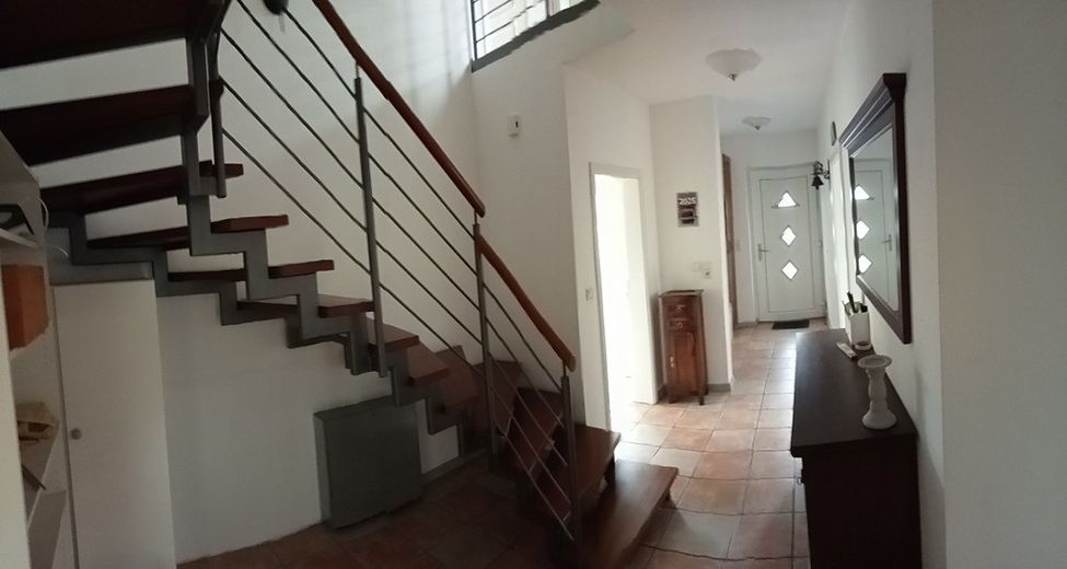 Przestronny i przyjazny rodzinie dom – Foto 5