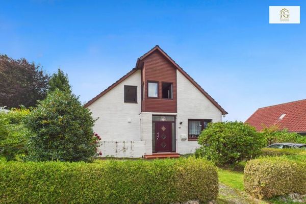 TOP Angebot - EFH in der schönen Wingst! Handwerker aufgepasst
Tolle Lage-restliche Baumaterialen vorhanden.