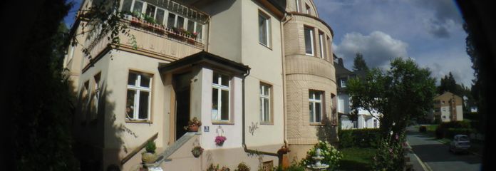 Ferienwohnung in romantischer Villa für die Winterzeit (vom 1.10. 26 bis zum 31.4.2027) zu vermieten – Ferienwohnung im EG
