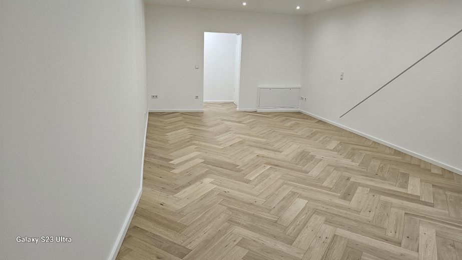 Luxuriöses Wohnen mit maximaler Flexibilität: Neubau-Juwel mit separater Einliegerwohnung – Wohnbereich Einliegerwohnung