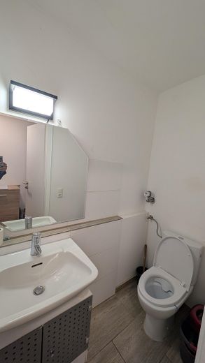 3.5-room apartment with south-facing balcony – Badezimmer