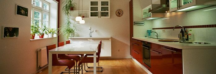 Wohnküche mit Esstisch