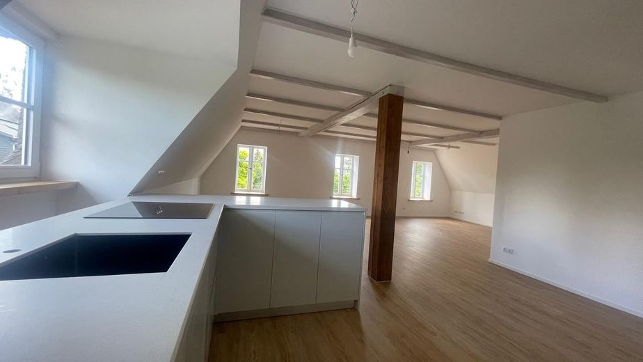 Wohn(t)raum vor den Toren Hamburgs: 4-Zimmer-Wohnung mit eigener Terrasse – Foto 4