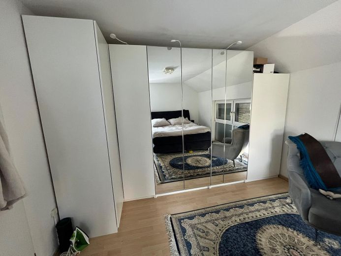 Крайній таунхаус у центральному районі Бенсгайма – Schlafzimmer