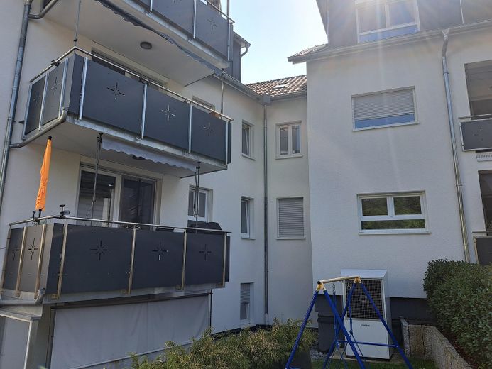 wunderschön geschnittene, lichtdurchflutete 3 Zi. DG- Wohnung – Foto 7