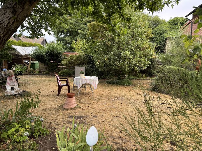 Charmantes Miethaus in der Dreieckssiedlung – RE-Hochlarmark – Garten