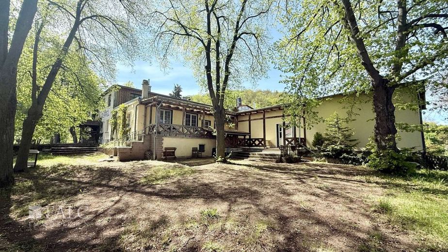 Gasthaus Düppel - Vielseitige Immobilie mit Appartments, Wohnungen und Panoramablick – Außenansicht