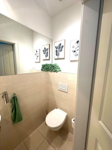 Da privato: atmosfera vacanziera tra le proprie quattro mura – luminoso appartamento mansardato dal carattere loft – Gäste-WC