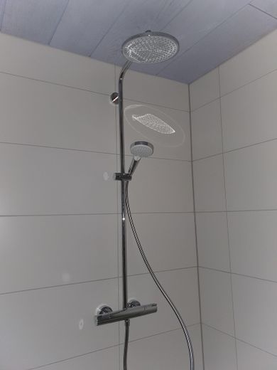 Casa unifamiliare inondata di luce in una posizione privilegiata e tranquilla – Perfetta per famiglie, in vendita – Foto 13