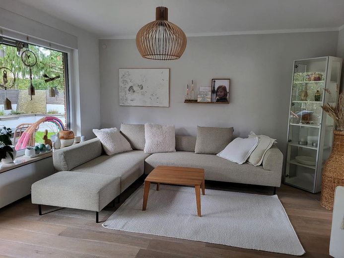 Casa unifamiliar independiente con apartamento independiente – Wohnzimmer
