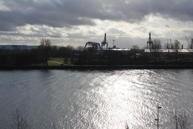 neuwertiges Luxus-Penthouse mit exklusiver Ausstattung  und traumhaften Weserblick in erster Reihe – Impression Ausblick