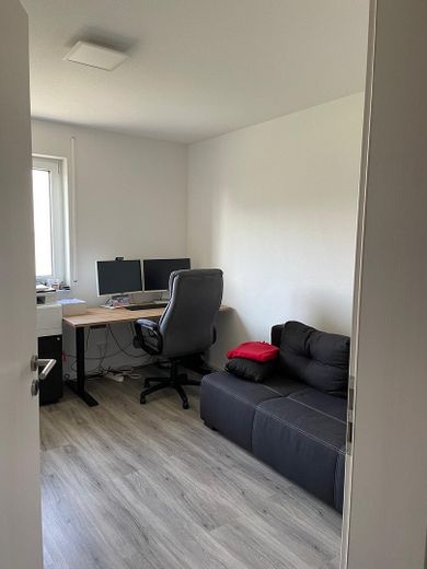 Einziehen und Wohlfühlen: Moderne 3,5-Zimmer Wohnung mit Terrasse in Sulz a.N. - Holzhausen – Foto 8