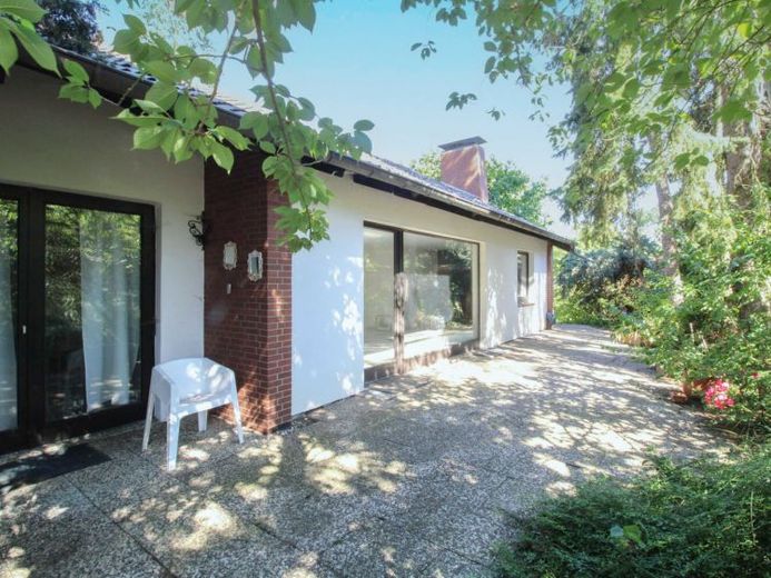 Familienidyll mit Garage und Freistellplatz in Feldrandlage – Foto 1