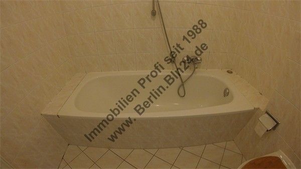 Wohnung mieten - 3 Zimmer saniert 2er oder 3er WG tauglich – G0013823