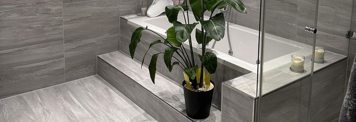 Tageslichtbad mit Whirlpool