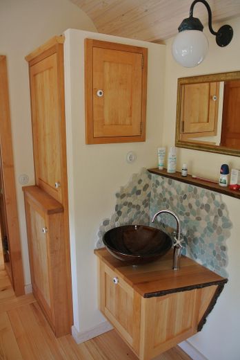 Bad, Miele WM im Schrank