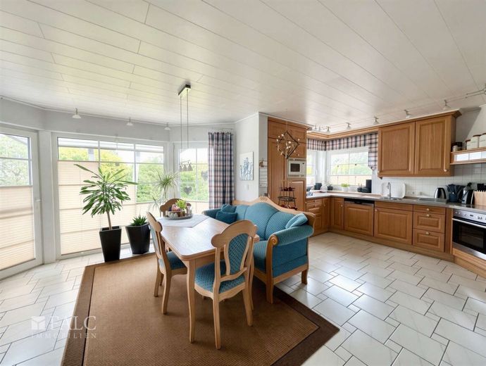Ein Zuhause zum Wohlfühlen - Tolles Architektenhaus in bester Lage von Himmelpforten – Wohnküche EG