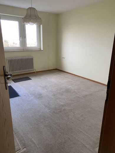 Blick zum Schlafzimmer hinein