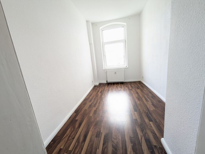 3-Raum Wohnung in Halle südl. Innenstadt Nähe Rannischer Platz – Arbeits- / Kinderzimmer