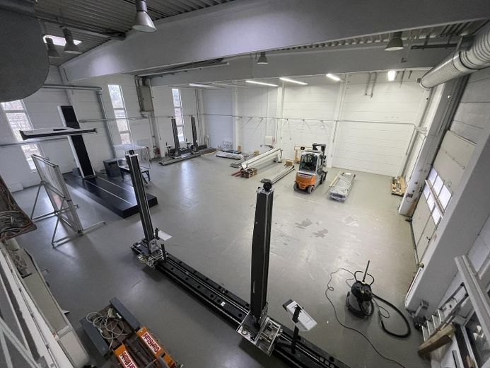 Große Produktionshalle