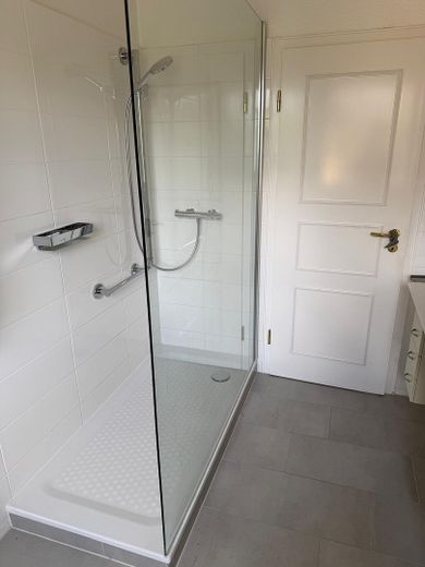 Exklusives Einfamilienhaus mit Panorama-Wintergarten, Sauna, Pelletheizung & Traumgarten in Melbeck – Foto 16