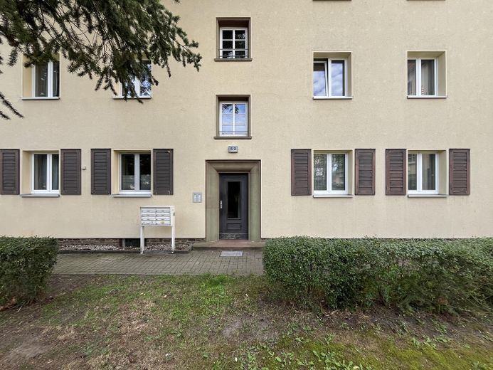 aufgeteiltes Mehrfamilienhaus in guter Wohnlage – Foto 2
