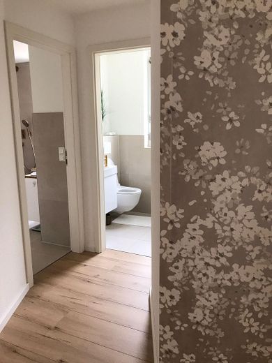 Attraktive und moderne 4-Zimmer Wohnung in begehrter Wohnlage – Photo 14