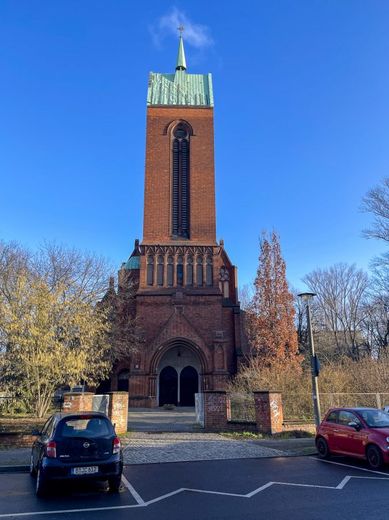 Kath.Kirche St. Pius