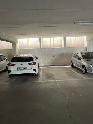 günstiger Büroraum in Gemeinschaftsbüro im Industriegebiet Leonberg an der Autobahn – TG Stellplätze Hausnummer 19