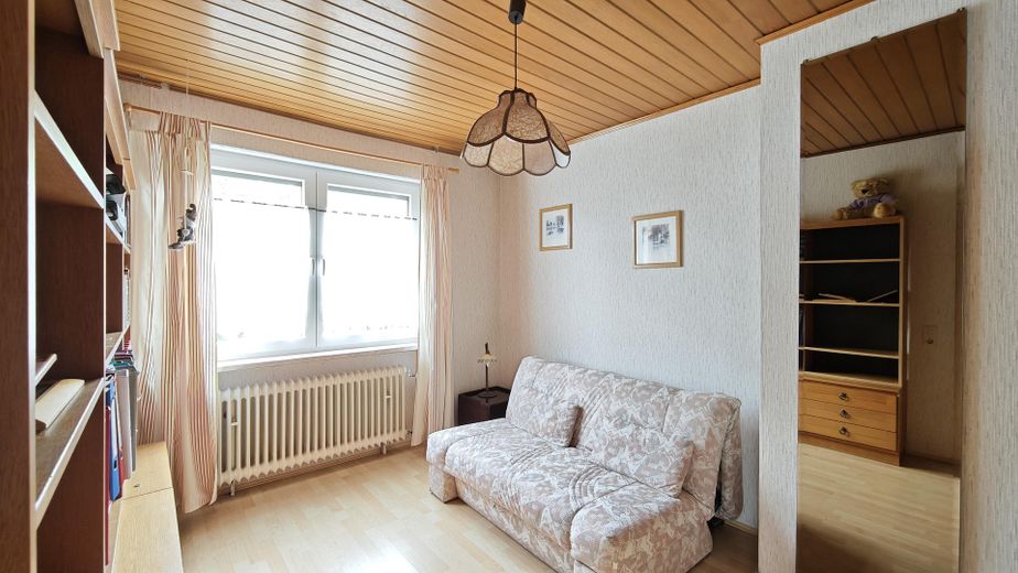 DHH mit großem Grundstück – Kinderzimmer-2