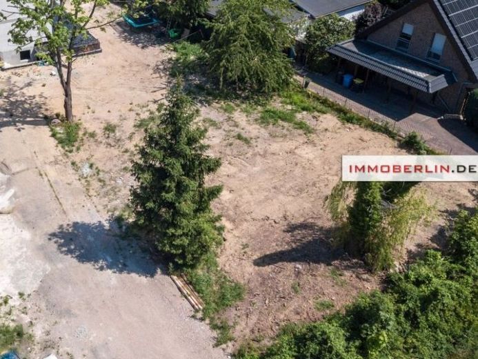 IMMOBERLIN.DE - Attraktives Baugrundstück in familienfreundlicher Lage im Berliner Speckgürtel – Foto 1