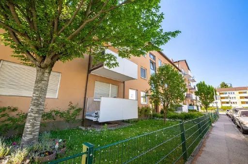 Attraktive 4er-WG mit 3 freien Zimmern - Pachemstraße 9 WE 4 / Zimmer 3 – Außenansicht