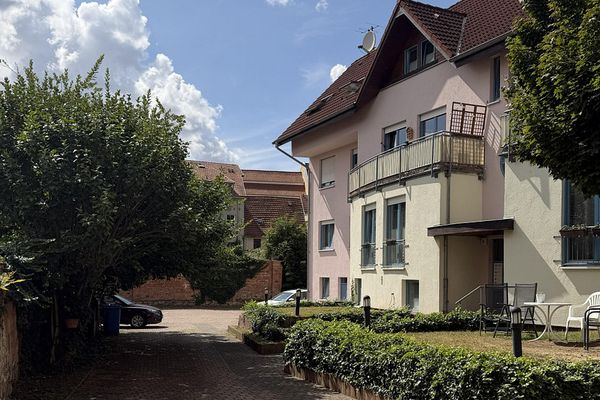 3 locali, cucina e due bagni in una tranquilla posizione nel centro storico