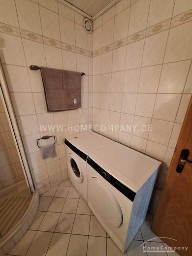 4 Zi.Whg., möbliert, 2 Balkone, erstklassige Lage,  barrierefrei, 4 OG 2 Bäder, modernisiere Whg. im Schillerteichcenter mit Sauna und Schwimmbad. – 41237d8d298e8365ba882b5b5829f17c871fd094.jpg