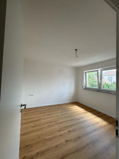 Schlafzimmer mit Ankleide