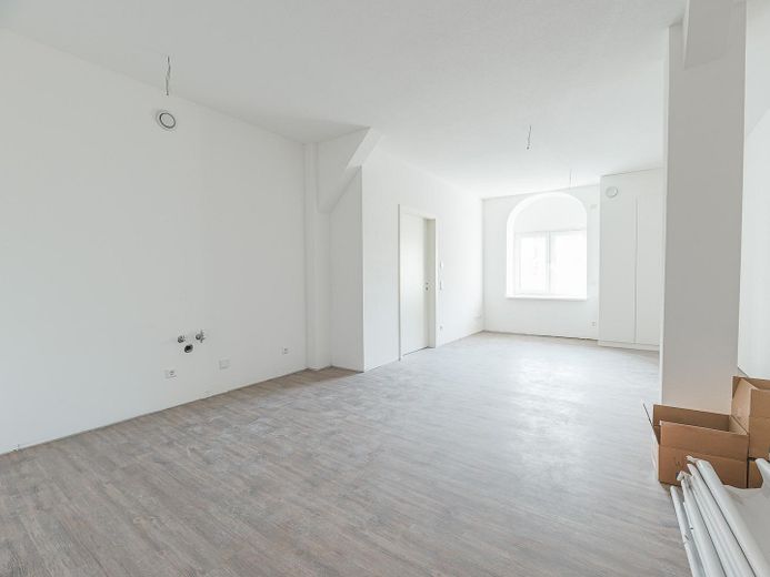 Noch dieses Jahr neu durchstarten: Helle 2-Zimmer-Wohnung mit Balkon im Herzen von Walldürn – Foto 7