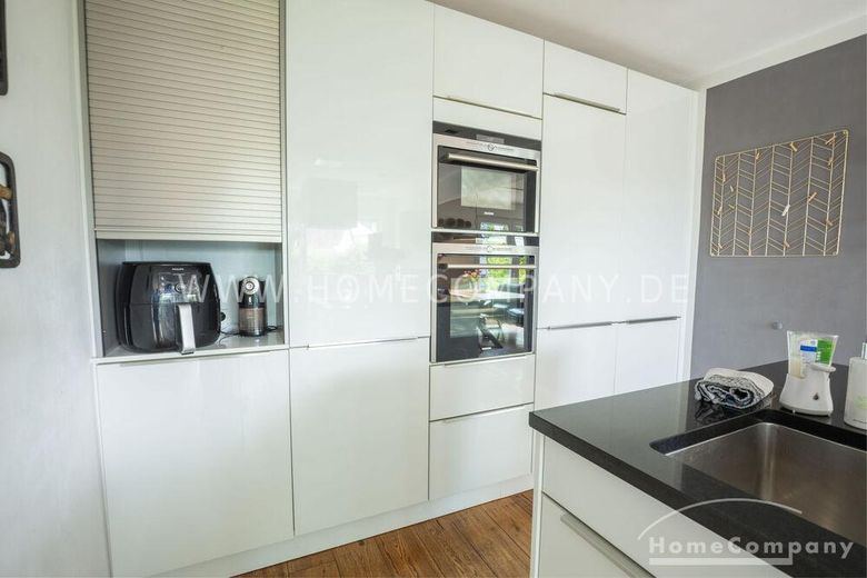 Wohnen im Grünen – Befristete Vermietung: Stilvolles Einfamilienhaus mit Garten  &  Terrasse in Olching – 3dbecb94a3f6c5729bee05cb561e1cdf1db8c85a.jpg