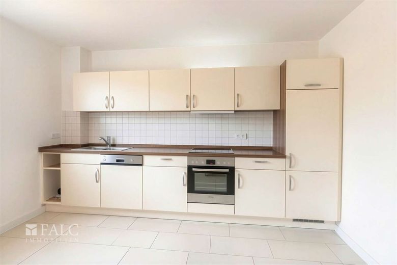 +++ Kapitalanlage mit Weitblick: Zweifamilienhaus im Grünen +++ – Küche Whg. 2c